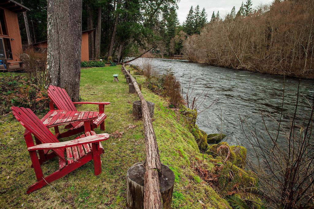 Loloma Lodge And Cabins McKenzie Bridge エクステリア 写真